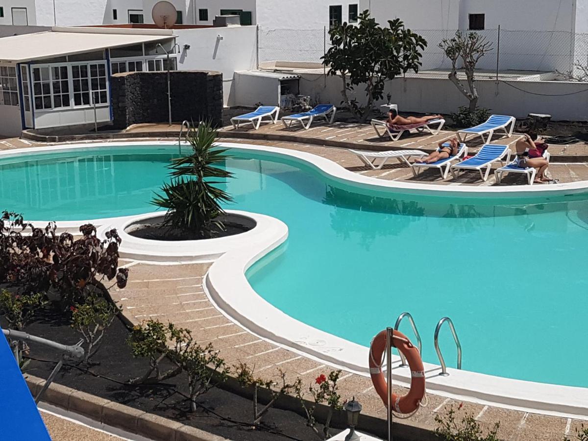 Atalaya 1St Floor Poolside Apartment Puerto del Carmen  Luaran gambar